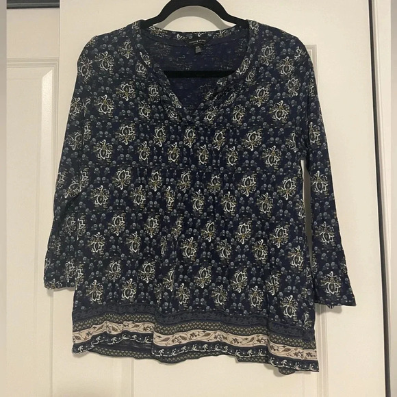 Lucky Brand Navy Floral Print Top‎ Size Medium - Picture 1 of 4